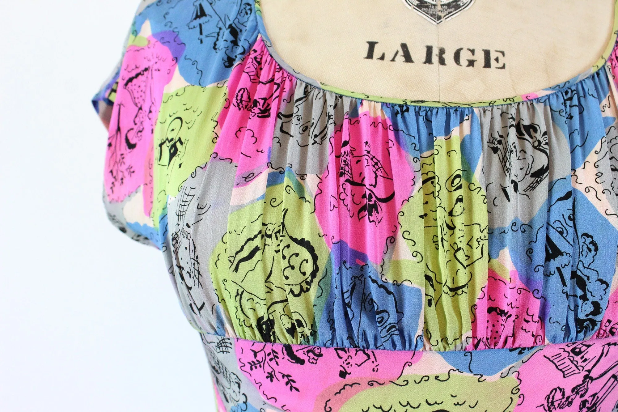 1940s women NOVELTY PRINT rayon gown dress medium | new spring summer