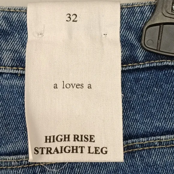 a loves a Women's hight rise straight leg denim jeans sz 32