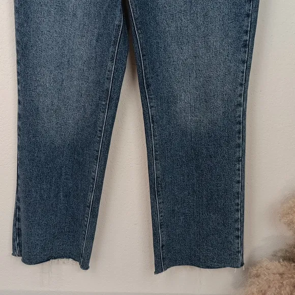 a loves a Women's hight rise straight leg denim jeans sz 32