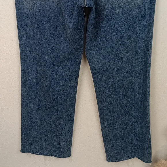 a loves a Women's hight rise straight leg denim jeans sz 32