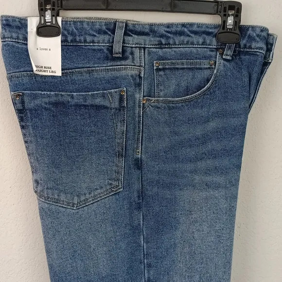 a loves a Women's hight rise straight leg denim jeans sz 32