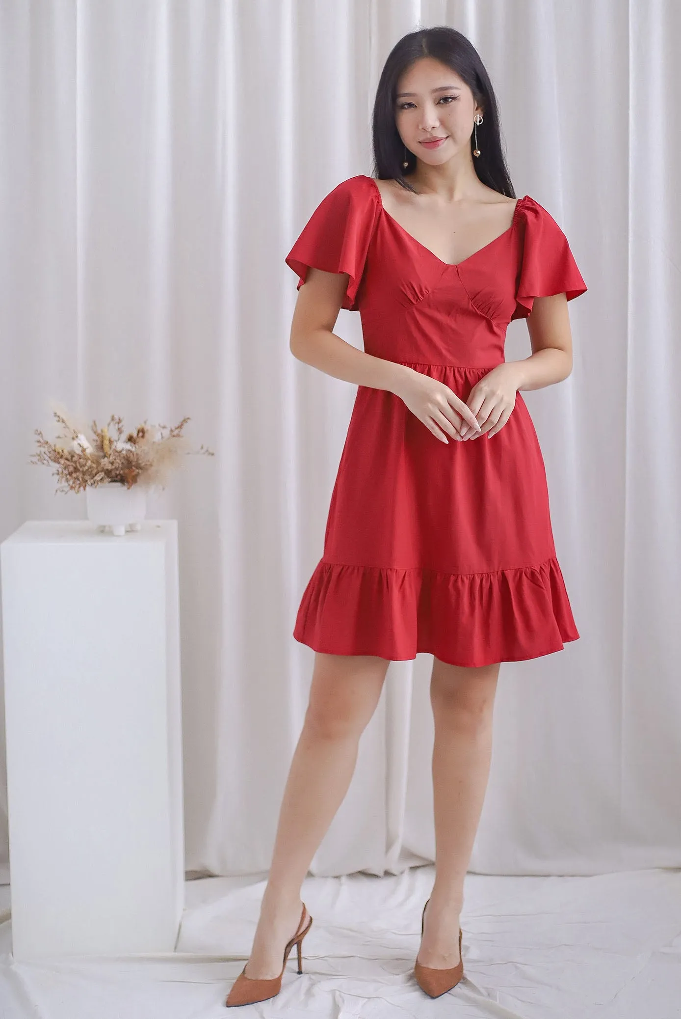 Aenor Bustier Sleeved Ruffle Romper Dress In Red
