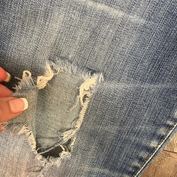 AG Adriano Goldschmied The Stilt Roll-Up Cigarette Skinny Distressed Jeans