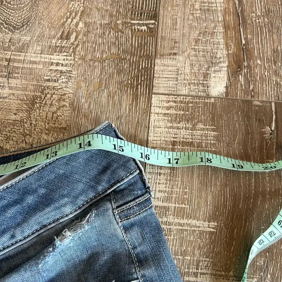 American Eagle Tomgirl Jeans Women’s Size 4 Distressed Button Fly
