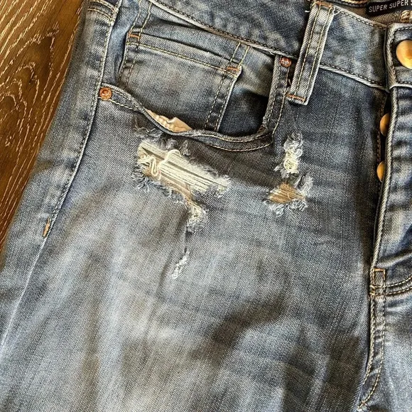 American Eagle Tomgirl Jeans Women’s Size 4 Distressed Button Fly