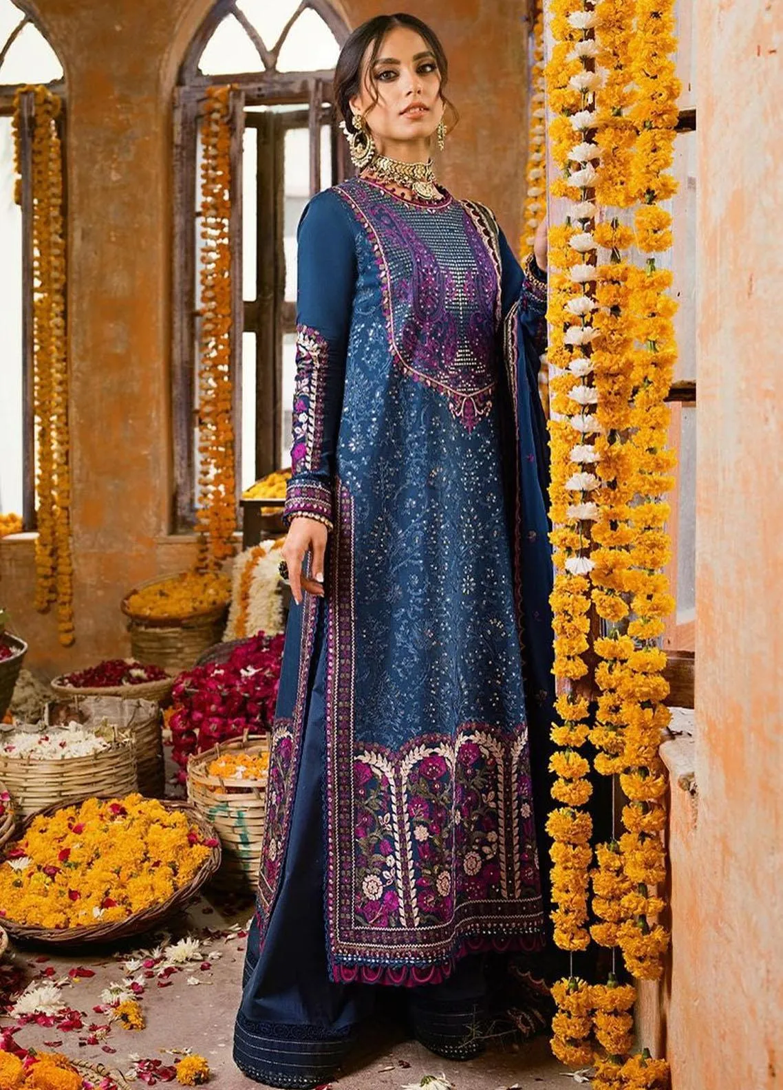 Asim Jofa | Luxury Lawn 2023 | AJLR-19