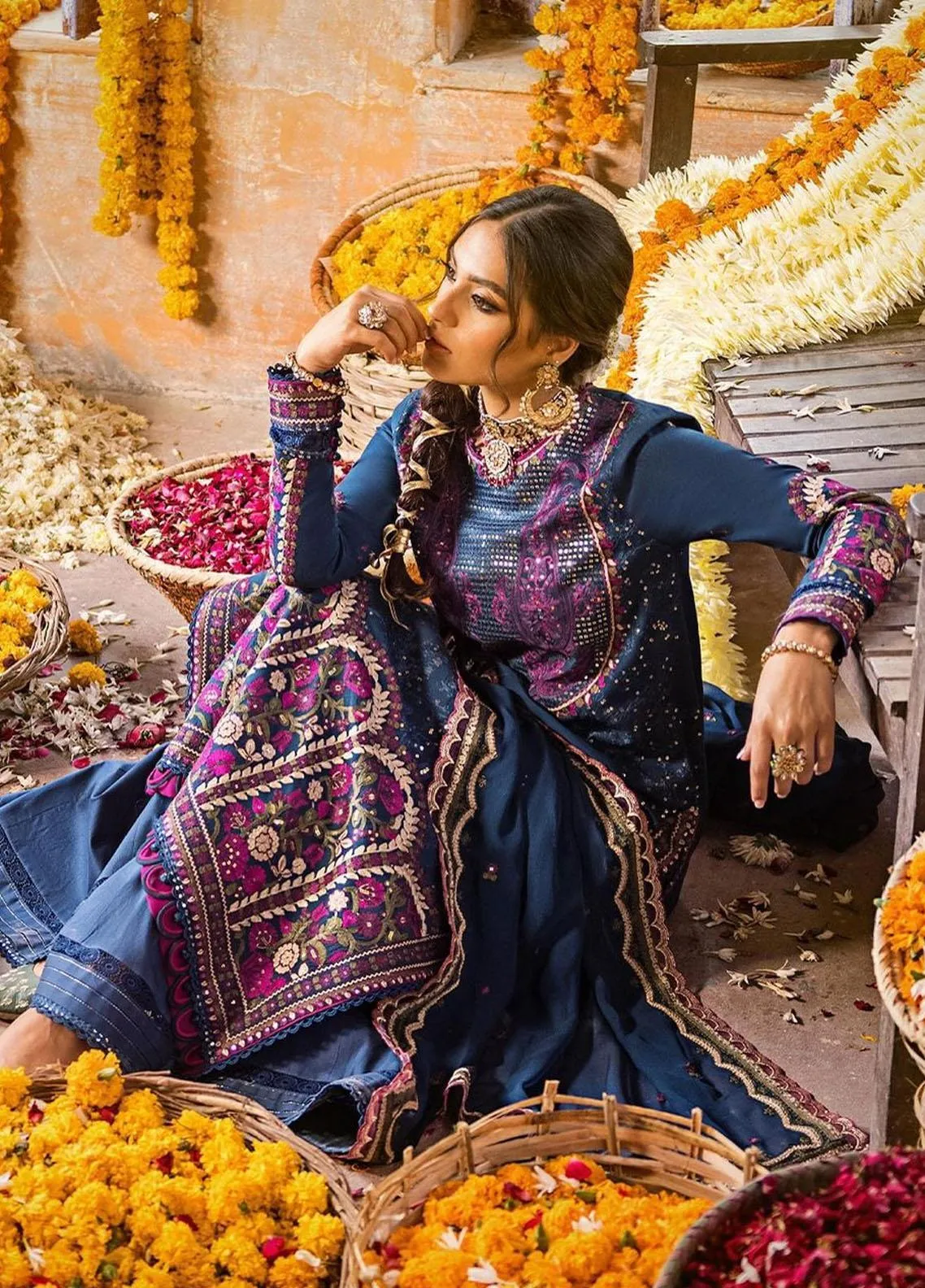 Asim Jofa | Luxury Lawn 2023 | AJLR-19