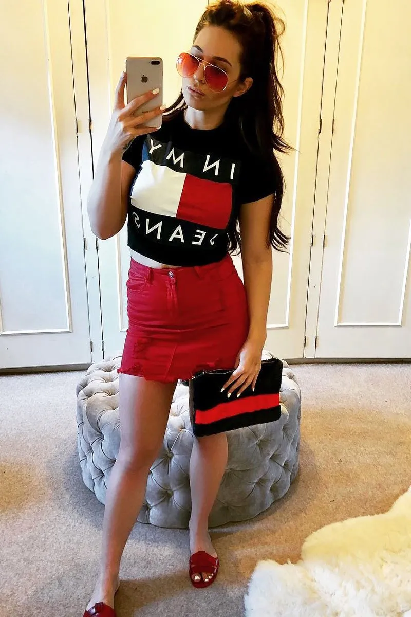 Black In My Jeans Crew Neck Top - Tura