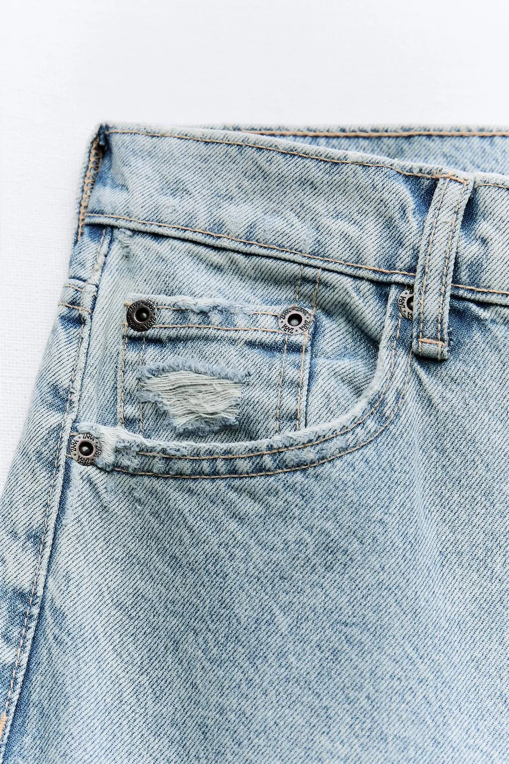 Bonava Ripped Jeans