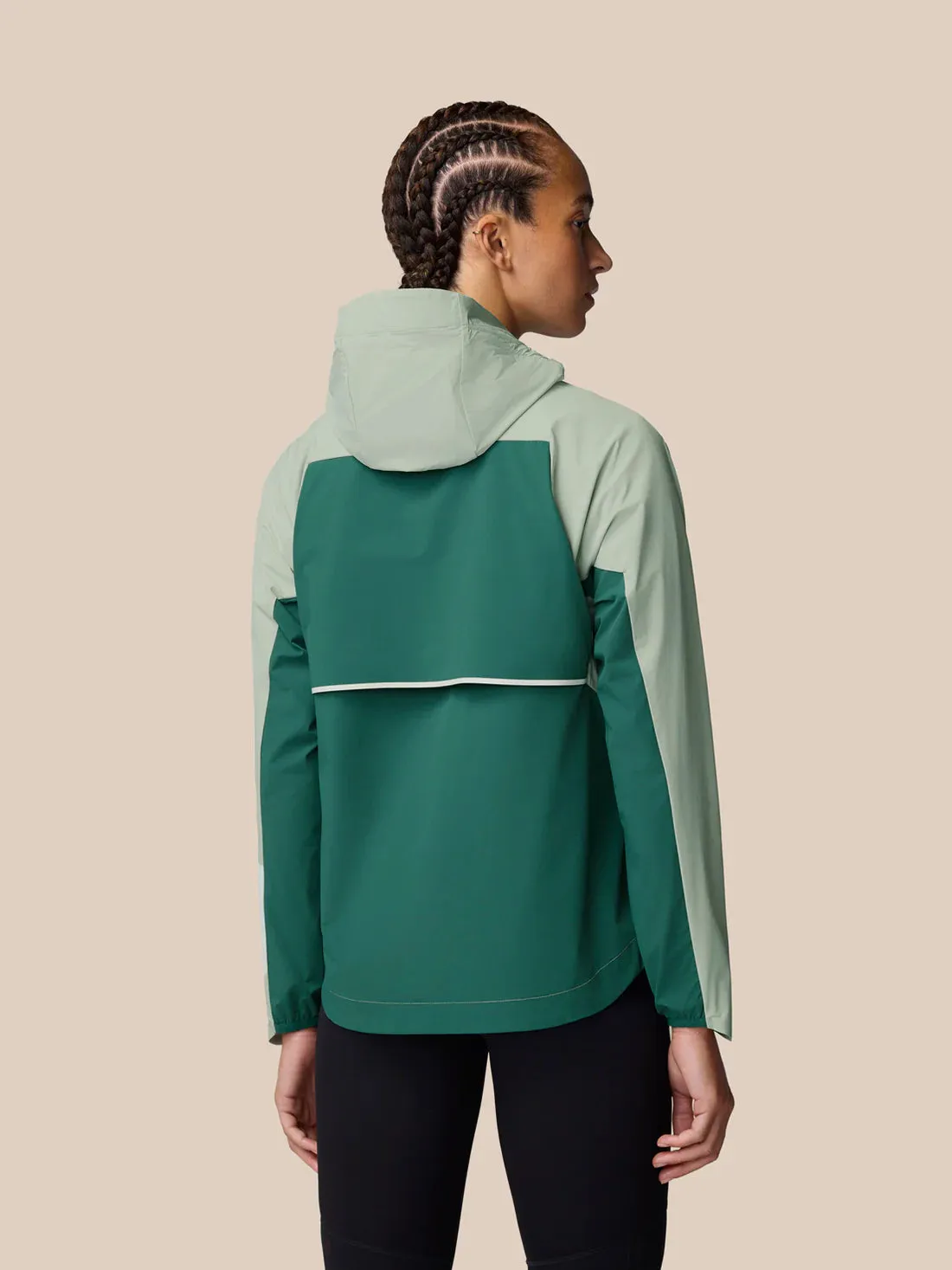 Castore Apex Training Wind Jacket - Sage