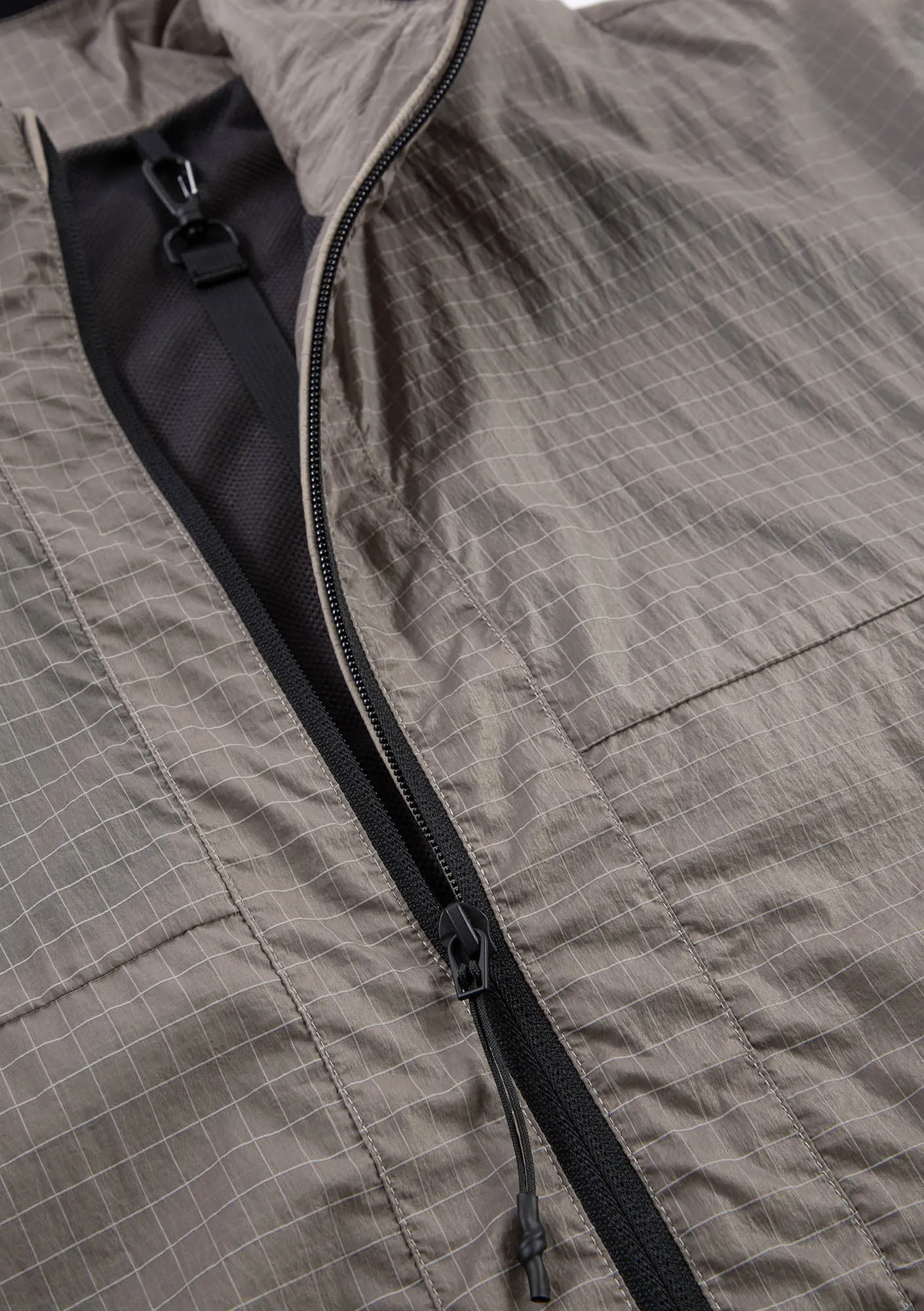 CRISPR Packable Lightweight  Windbreaker Qm511-84