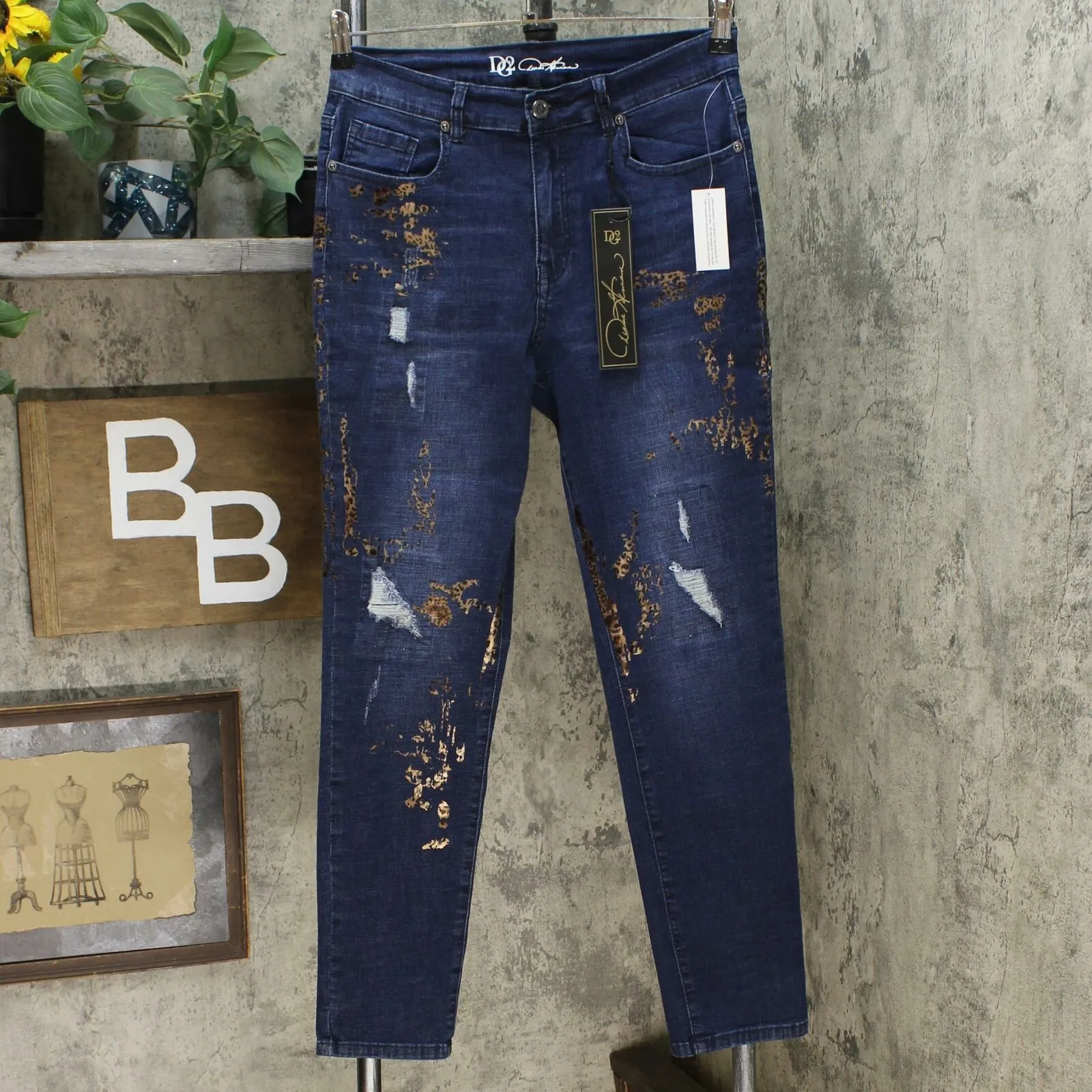 DG2 by Diane Gilman Women's Destructed Crosshatch Denim Skinny Jeans