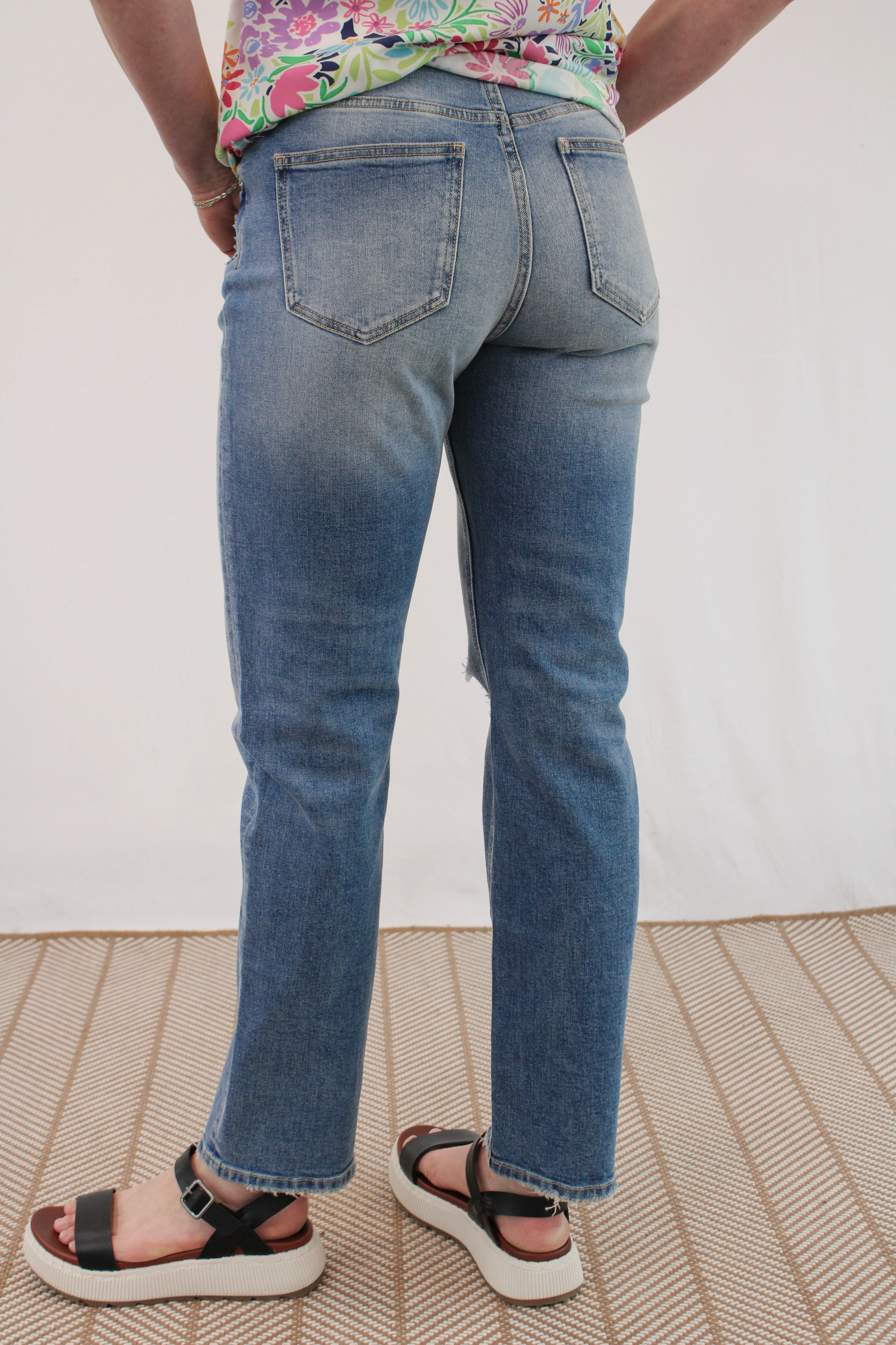 ELAINE MEDIUM MID RISE SLIM STRAIGHT DISTRESSED JEANS