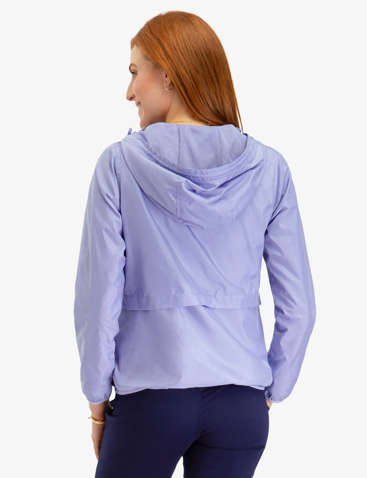 ESSENTIAL HOODED WINDBREAKER