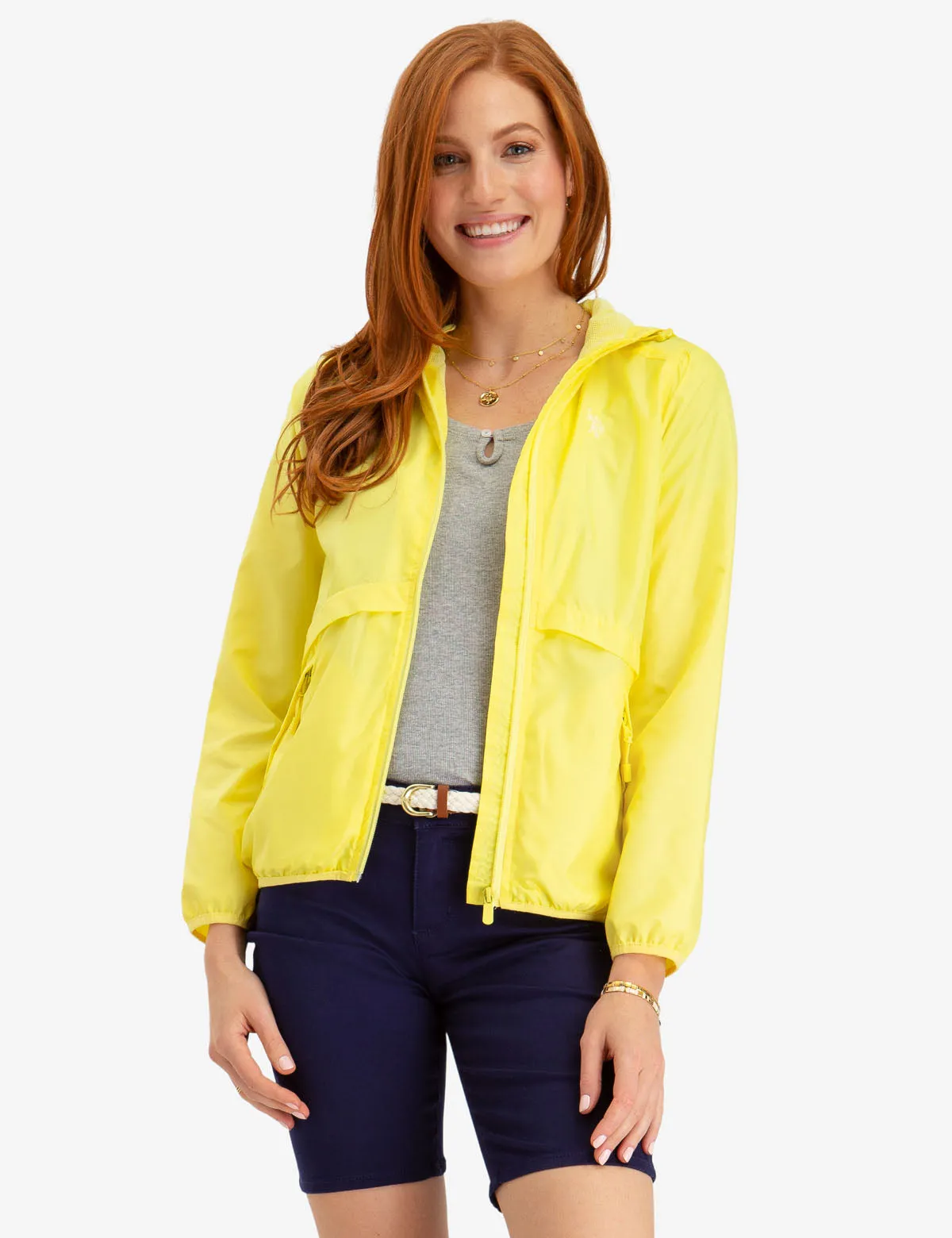 ESSENTIAL HOODED WINDBREAKER