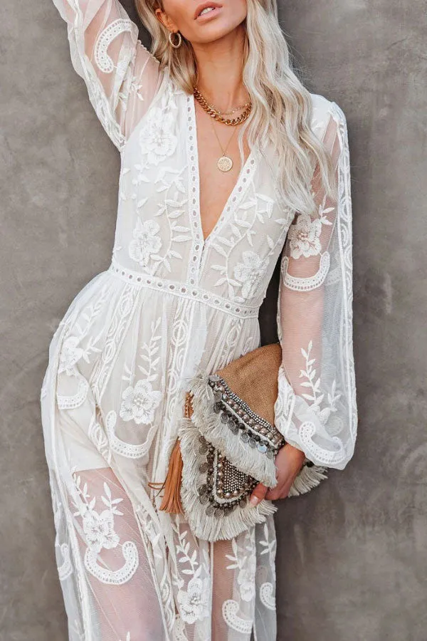 Fairy Air Fluttering V-neck See-through Lace Dress