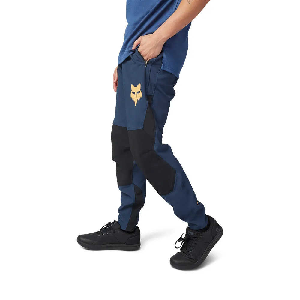 Fox Defend Pants Taunt - Midnight