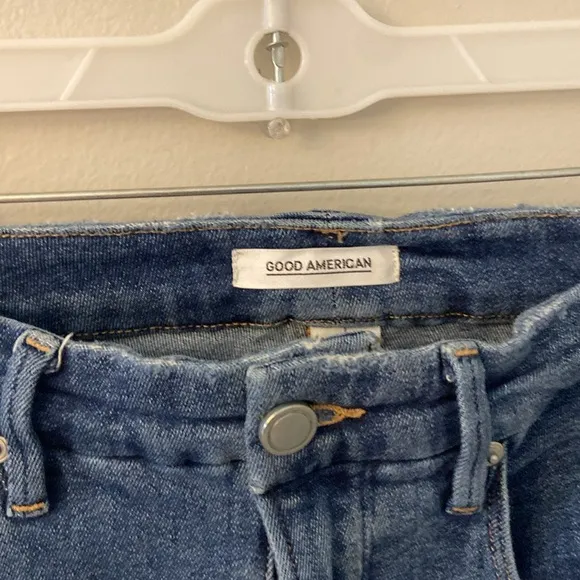 Good American Good Curve Distressed Skinny Leg High rise jeans size 14 / 32
