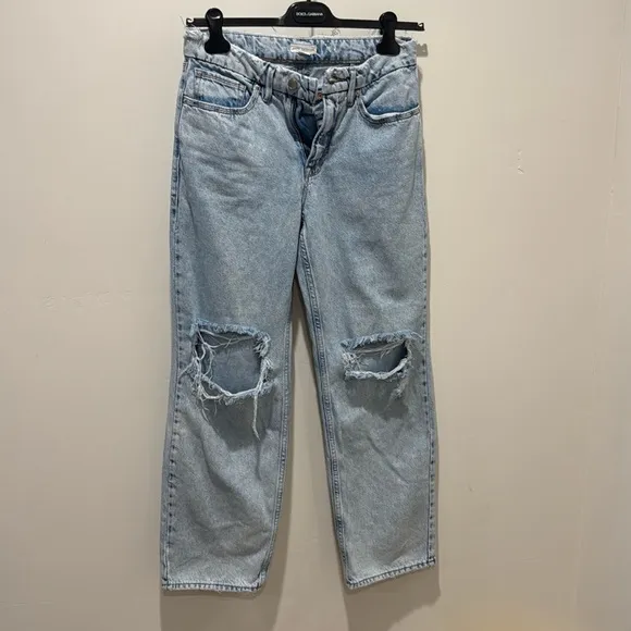 Good American Good Girlfriend Ripped Side Hem Jeans