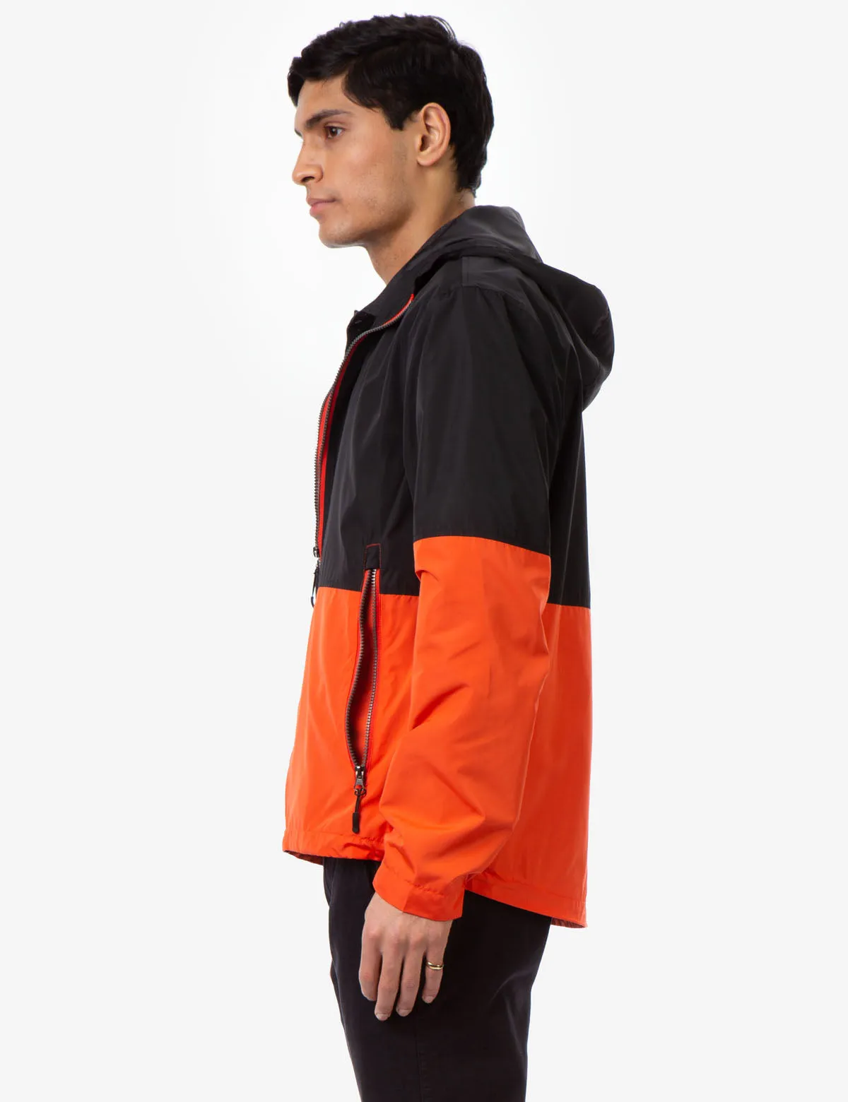 HOODED COLORBLOCK WINDBREAKER