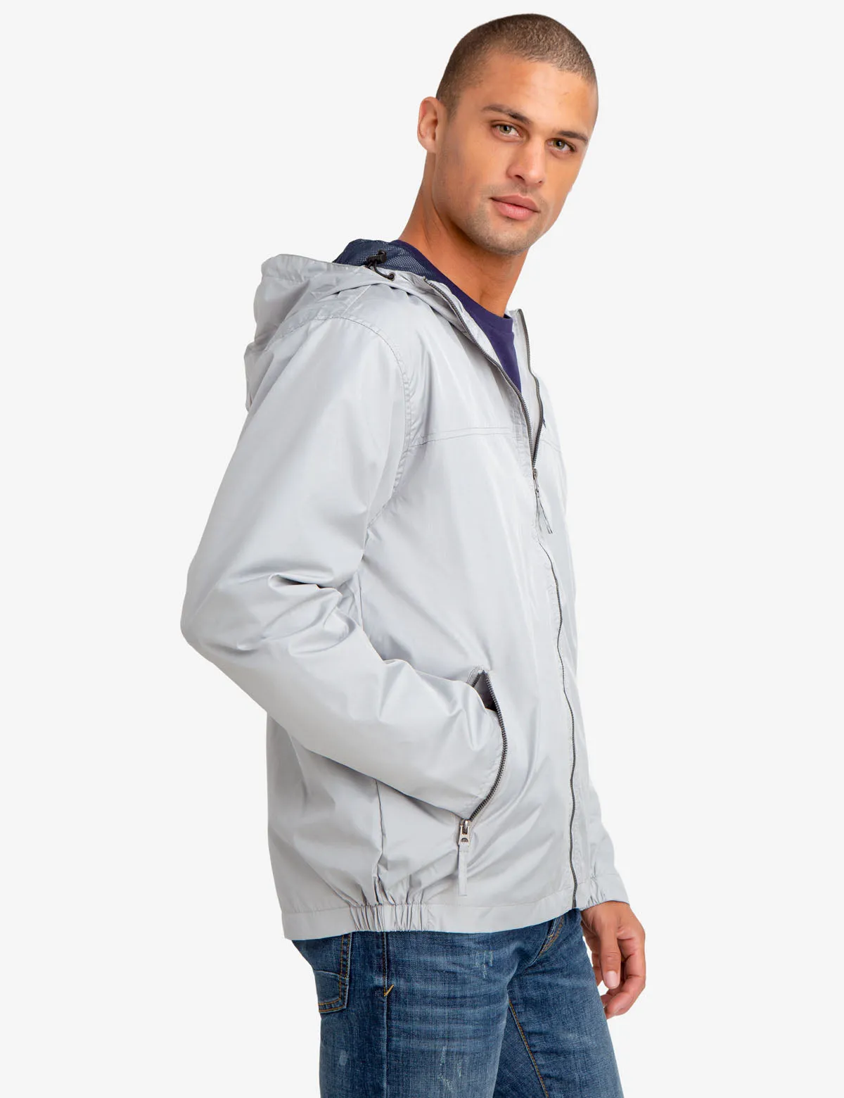 HOODED MESH-LINED WINDBREAKER