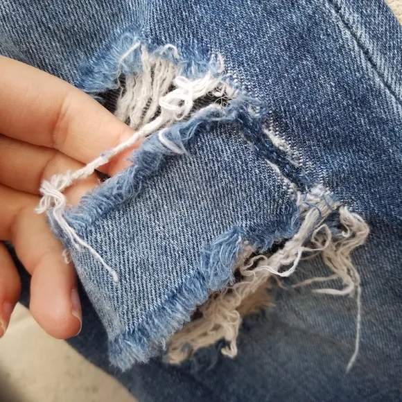 Joe's Jeans | Keagan Skinny Ankle Distressed Jeans