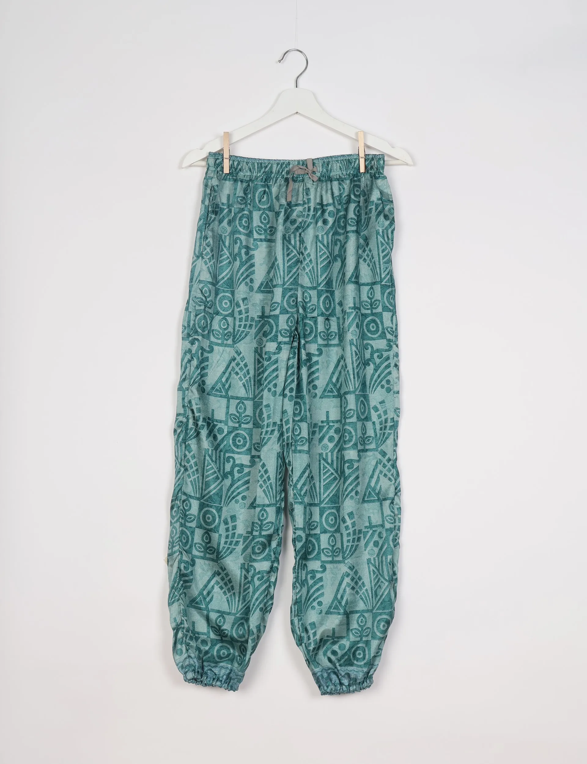 JOGGER PANTS