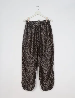 JOGGER PANTS