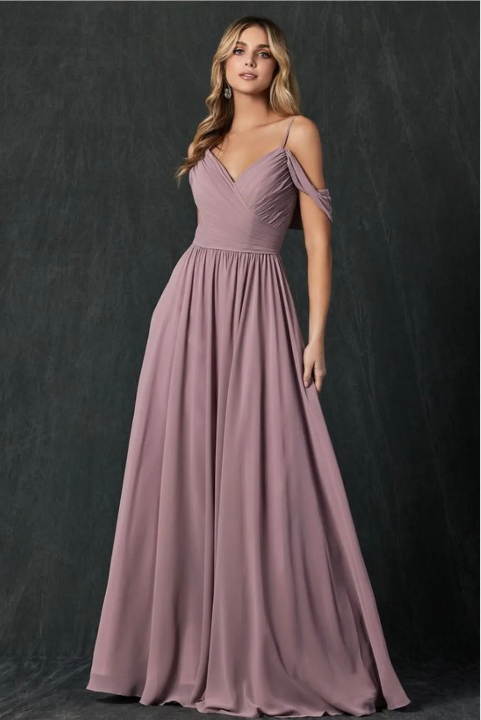 Juliets Evening Gowns 262