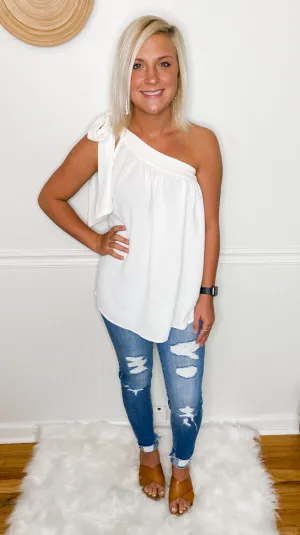 Kancan Distressed Skinny Mid Rise Jeans