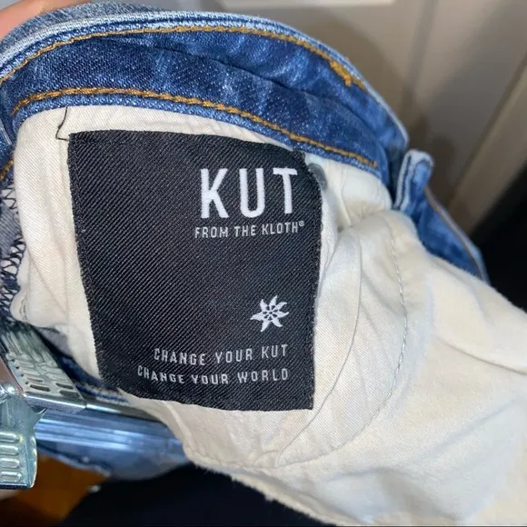 KUT FROM THE KLOTH CATHERINE BOYFRIEND JEANS SIZE 4
