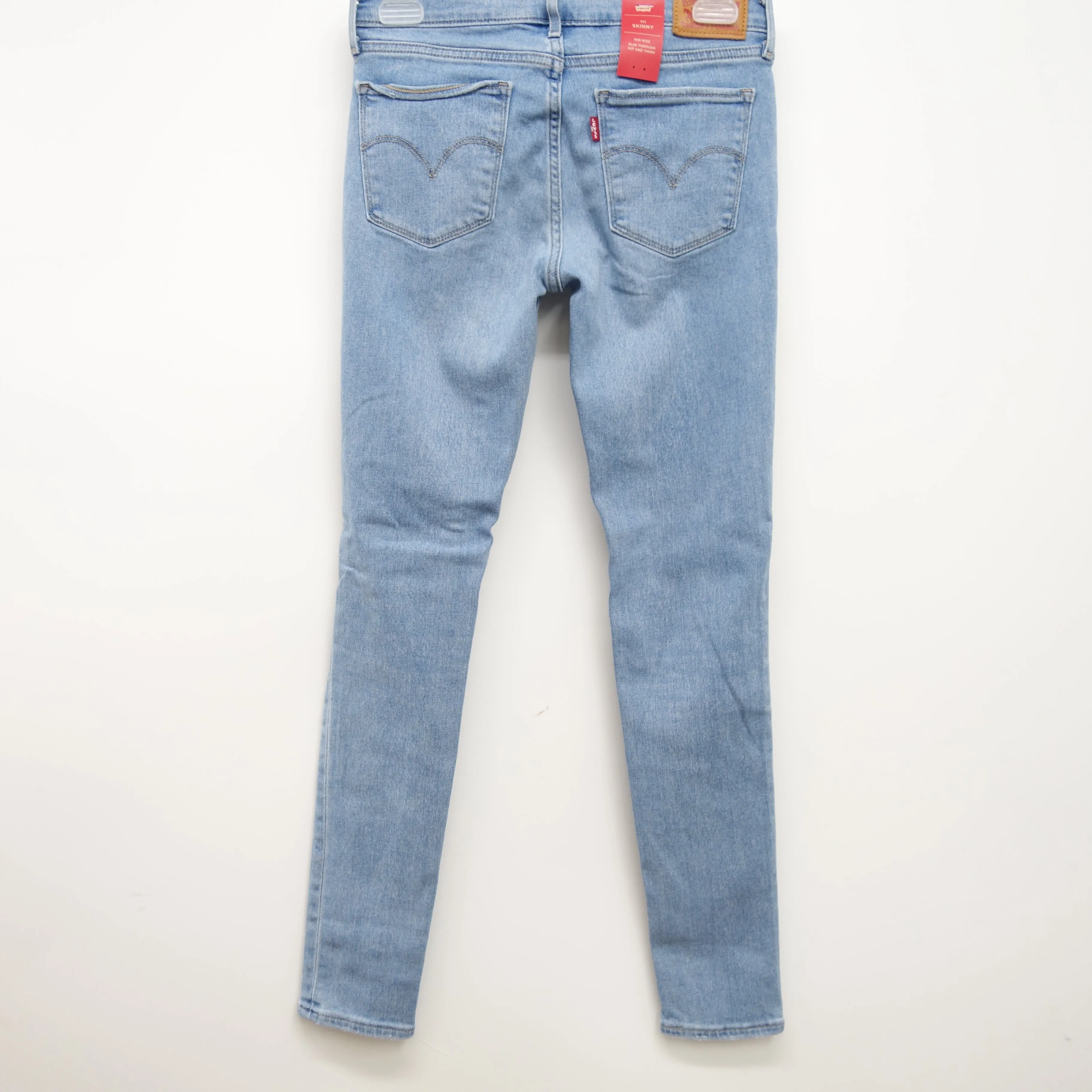 Levi's 711 0261 Womens Light Blue Ripped Knees Skinny Jeans Size 2M / 26 x 30