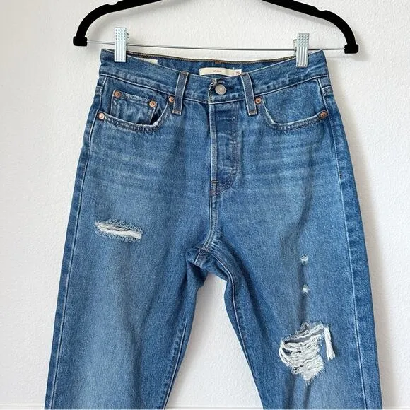Levi's Wedgie Icon Fit Distressed Jeans in Athens Sleep sz 26
