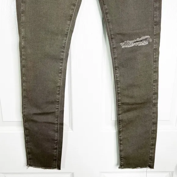 Like New Acquaverde Scarlett Mid Rise Raw Hem Skinny Jeans Fatigue Women’s Sz 25