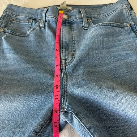Madewell 10” High Rise Skinny Crop Jeans Distressed, Size 31