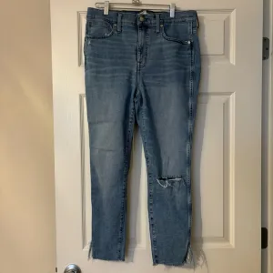 Madewell 10” High Rise Skinny Crop Jeans Distressed, Size 31