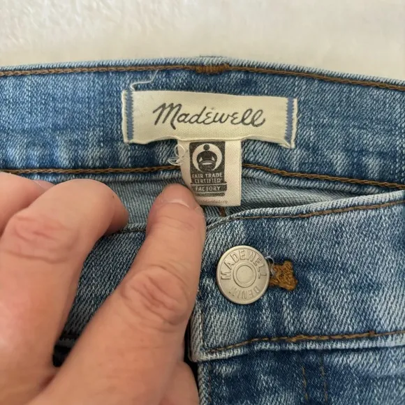 Madewell 10” High Rise Skinny Crop Jeans Distressed, Size 31