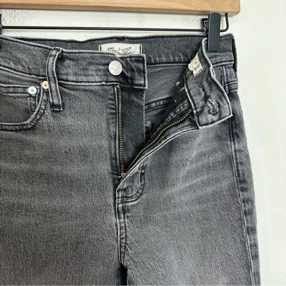 MADEWELL- The Perfect Vintage Jean in Cosner Wash: Knee-Rip Edition Dark Denim