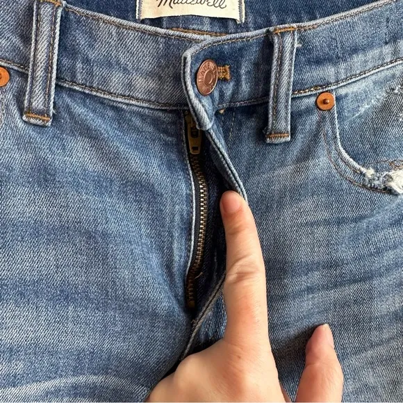 Madewell The Slim Boyjean Distressed Straight Leg Jeans Raw Hem Women’s Size 27