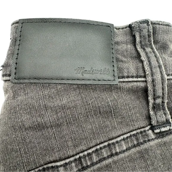 Madewell Women's Curvy High-Rise Skinny Jeans | Standard | Black Sea | 23