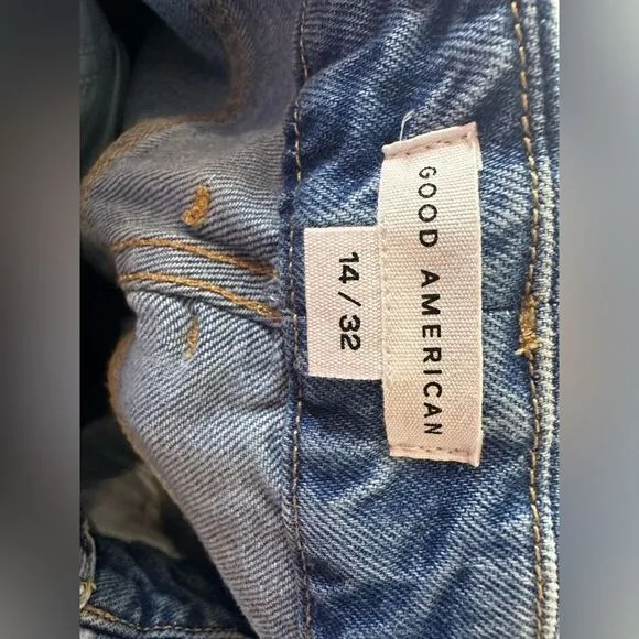 NEW 14/32 Good American 28” Long Distressed Ankle Jeans Med Wash High Rise