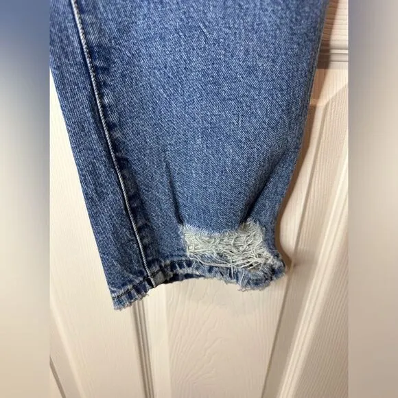 NEW 14/32 Good American 28” Long Distressed Ankle Jeans Med Wash High Rise