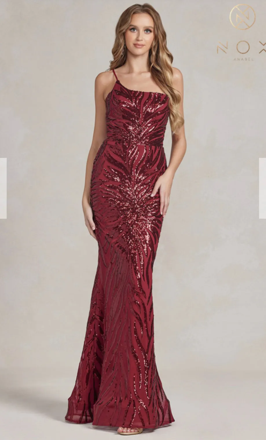 Nox Anabel Evening Gown R1204