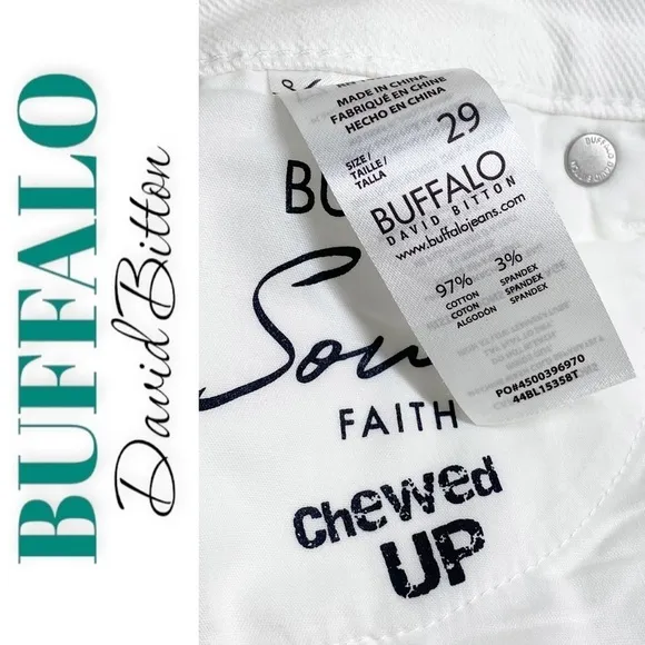 NWT BUFFALO DAVID BITTON Faith White Mid Rise Skinny Jeans Frayed Hem, Size 29