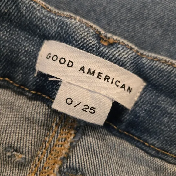 NWT Good American Good Waist Skinny High Rise Distressed Knee Raw Hew Jeans