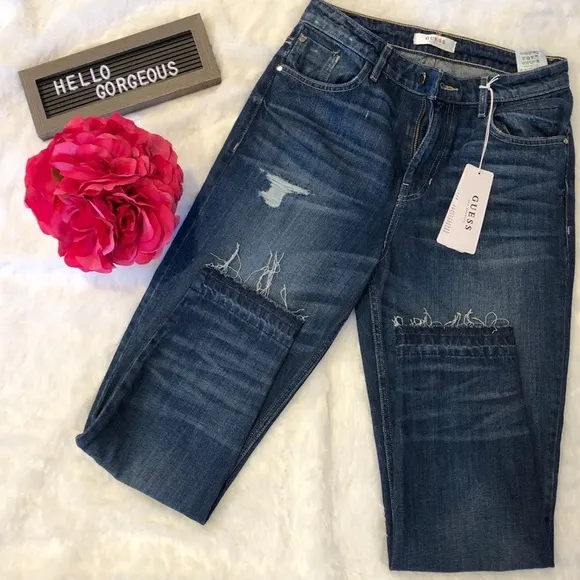 NWT Guess Distressed Jeans