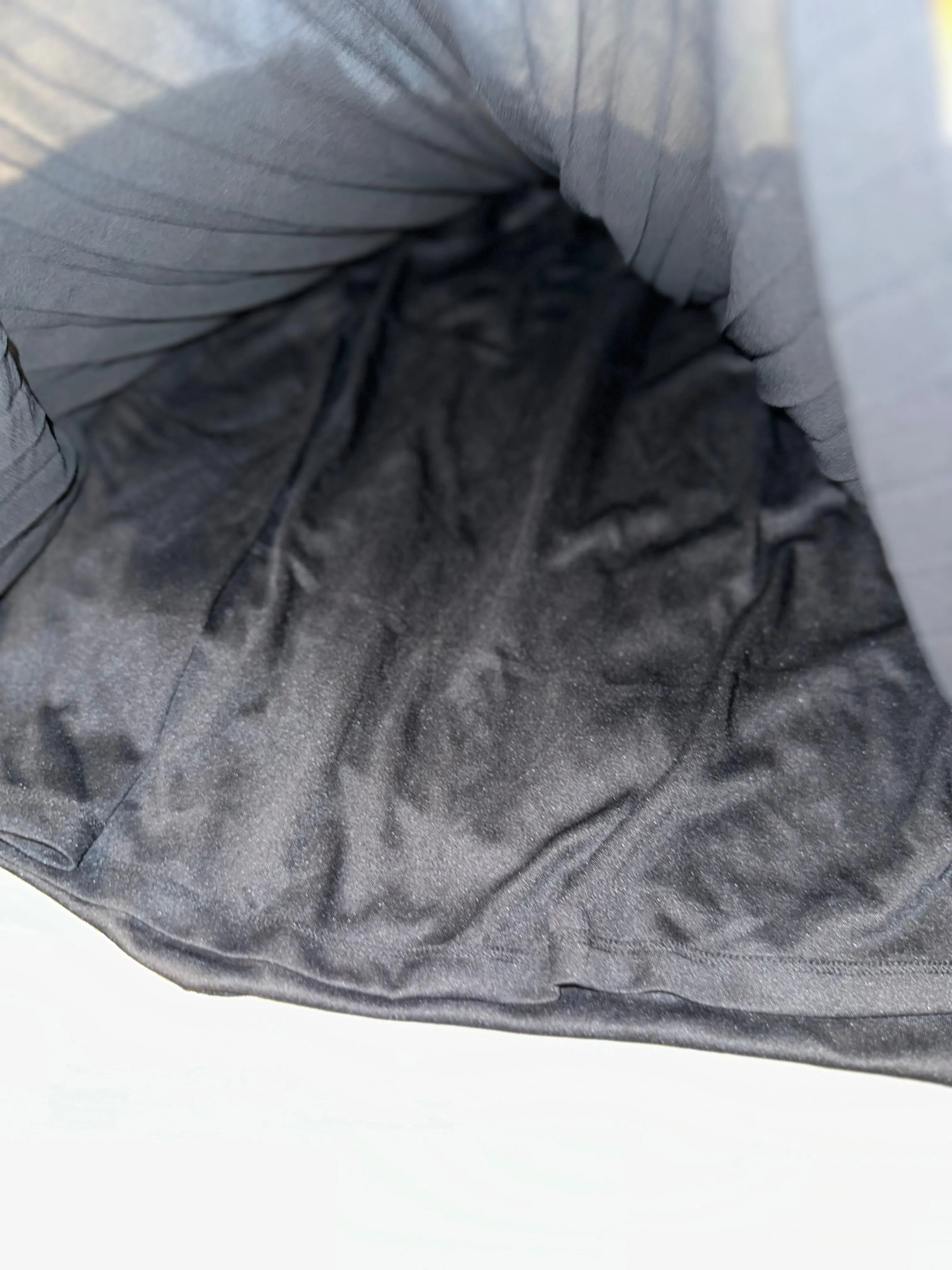 NWT Torrid (3) Brand New Black Chiffon Pleated Midi Skirt