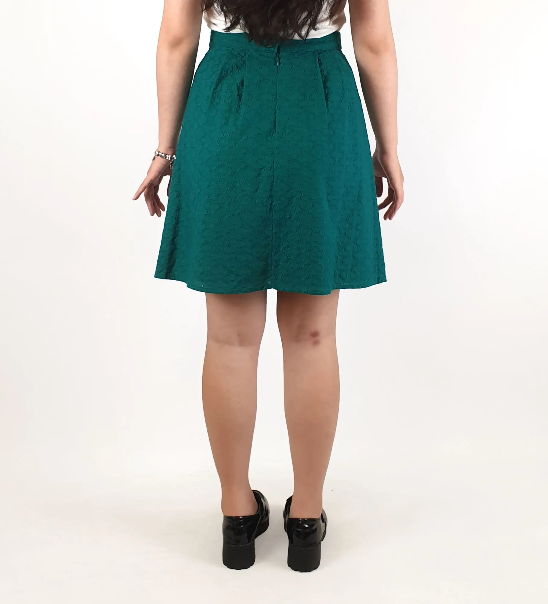 Princess Highway green high waisted skirt size 6