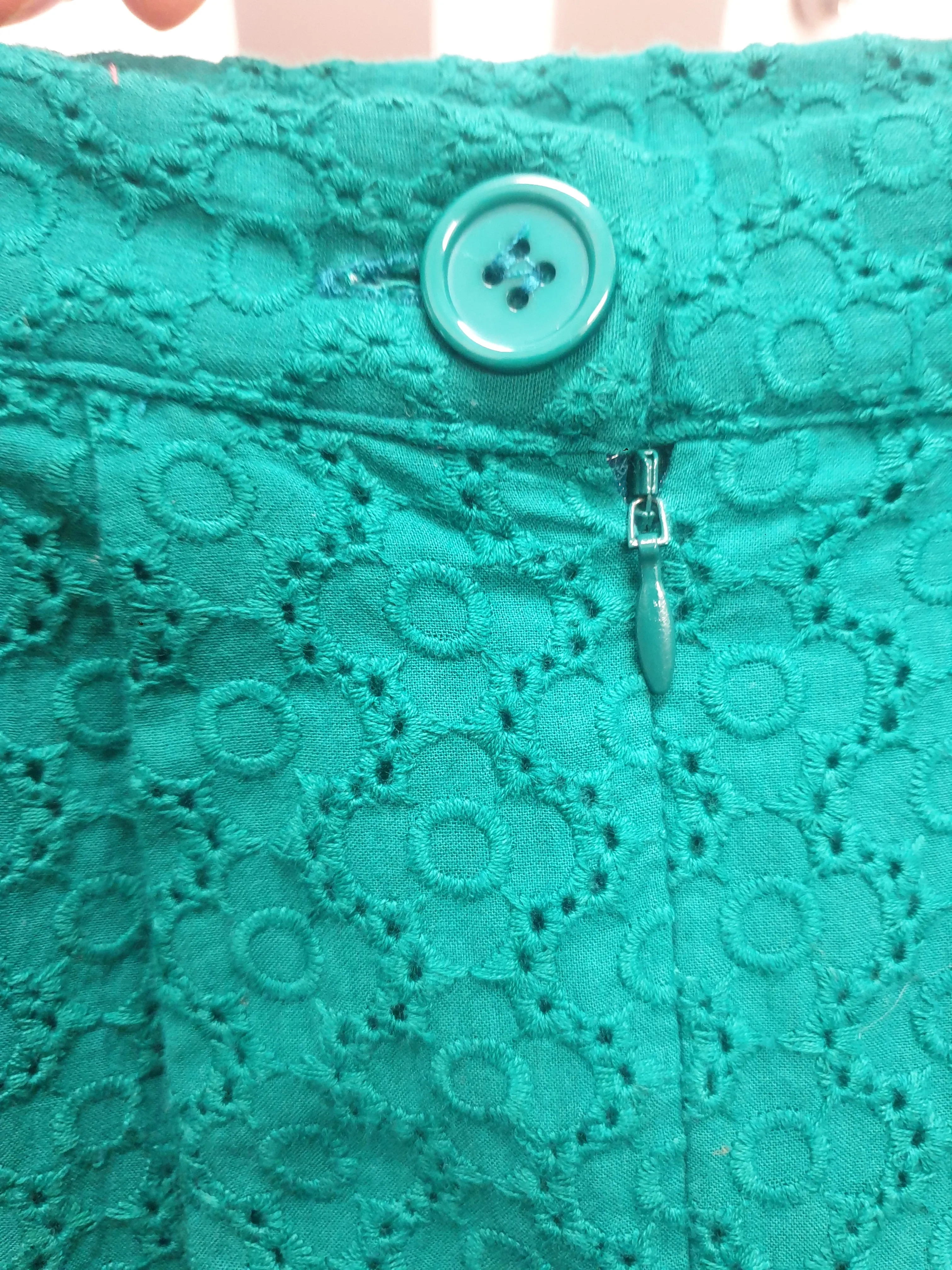 Princess Highway green high waisted skirt size 6