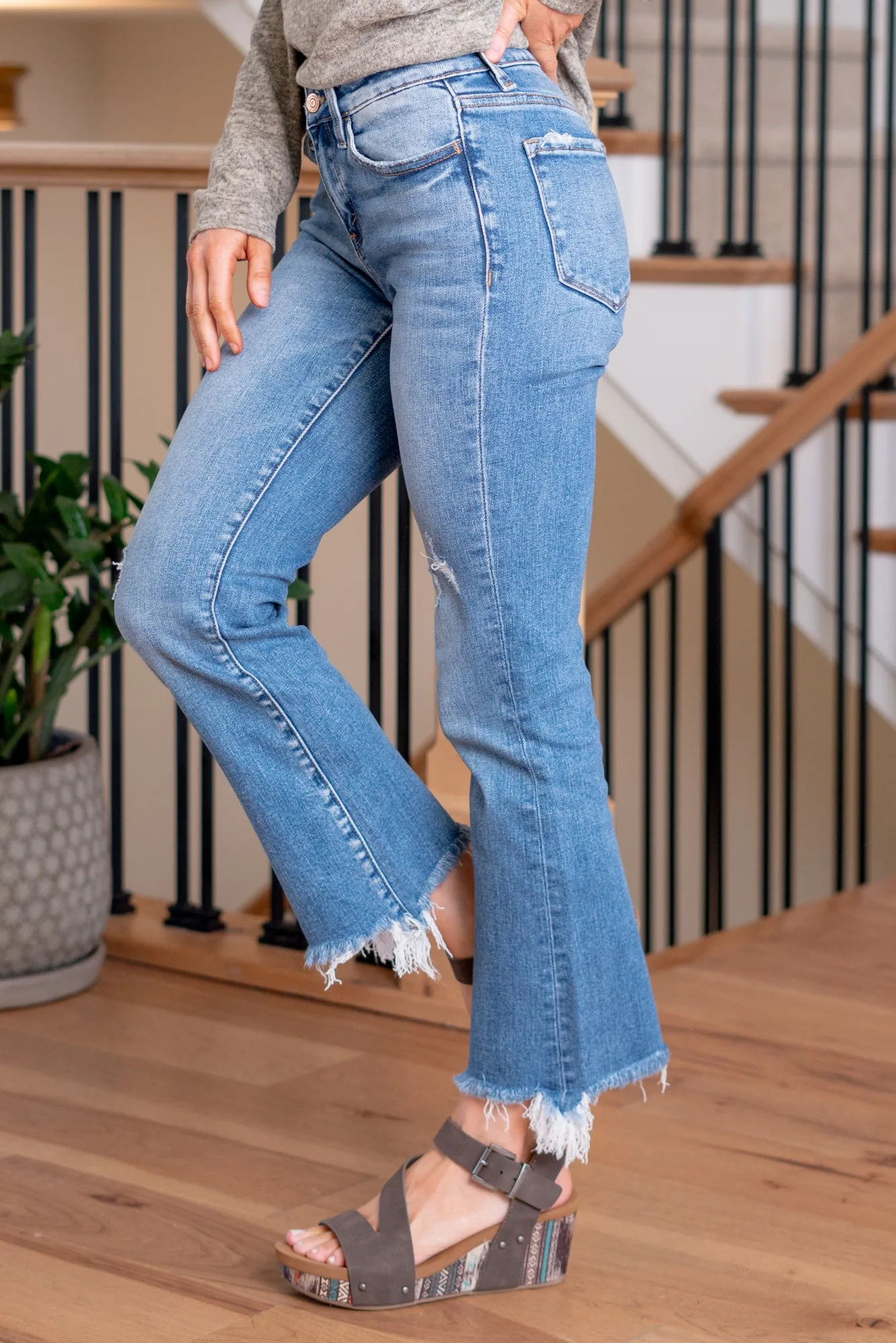 Quince Mid Rise Distressed Ankle Boot Cut